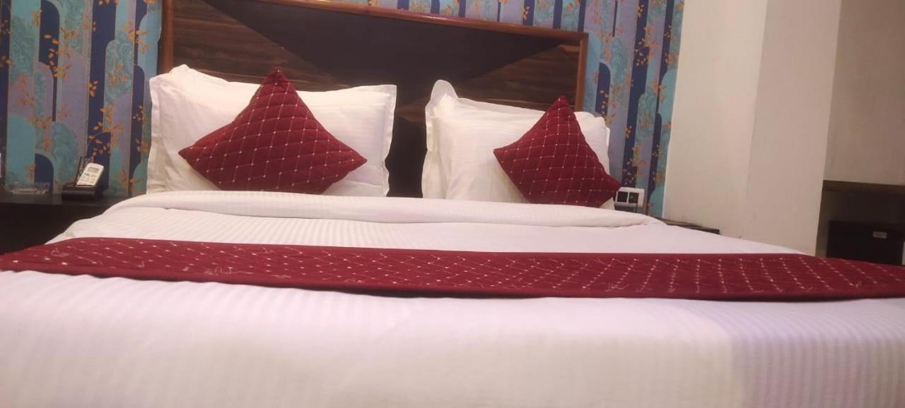 Hotel Plaza International Near Delhi Airport New Delhi Exterior photo